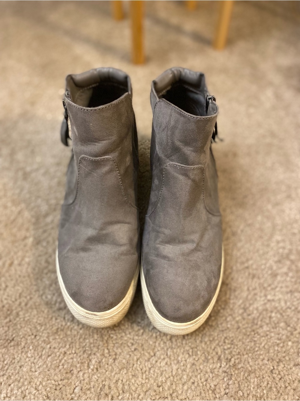 Grey high top shoes w/zipper